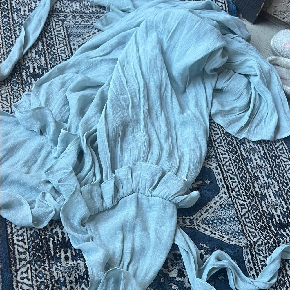 Elegant Light Blue Women's Dress